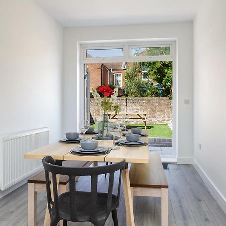 Harold House - Modern Open Plan 4 Bedroom, 3 Bathroom House In Central Southsea, Portsmouth Dış mekan fotoğraf