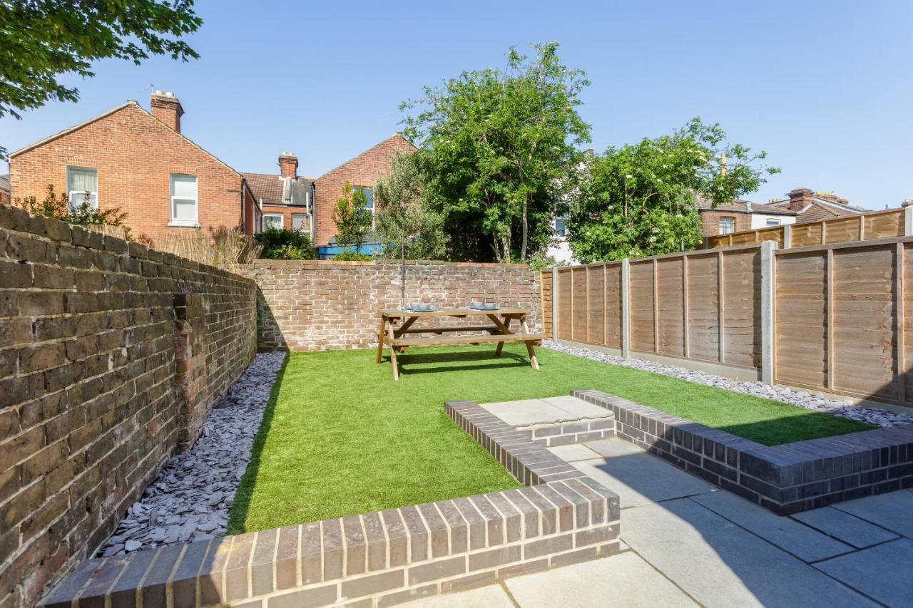 Harold House - Modern Open Plan 4 Bedroom, 3 Bathroom House In Central Southsea, Portsmouth Dış mekan fotoğraf