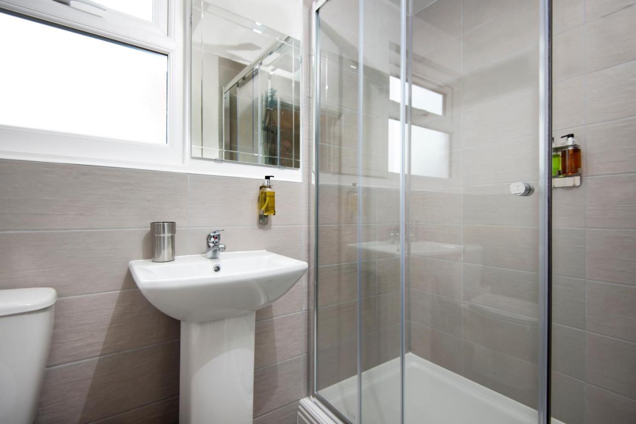 Harold House - Modern Open Plan 4 Bedroom, 3 Bathroom House In Central Southsea, Portsmouth Dış mekan fotoğraf