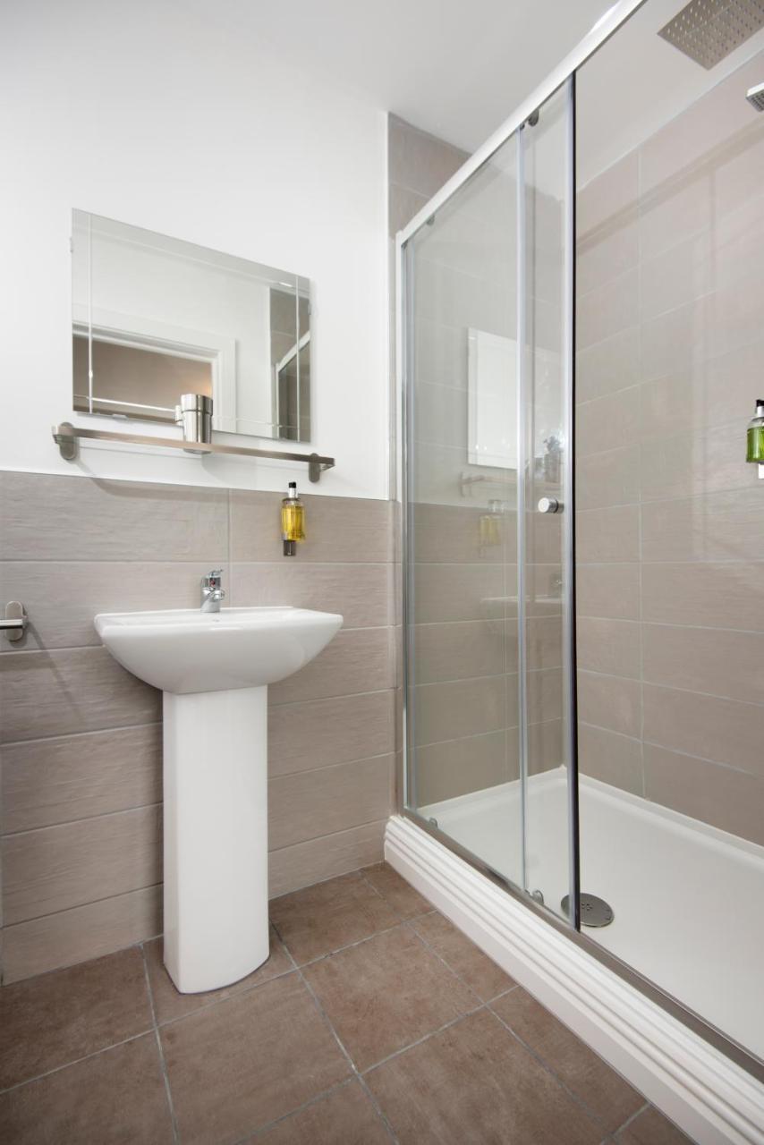Harold House - Modern Open Plan 4 Bedroom, 3 Bathroom House In Central Southsea, Portsmouth Dış mekan fotoğraf